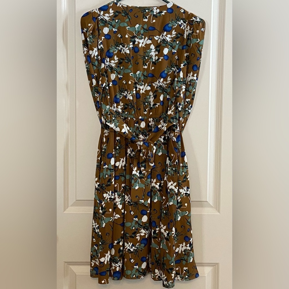 NWT Garuso Sz-XS Midi New/Boutique Floral Dress Tie/Elastic Waist, Buttonup Top🎄